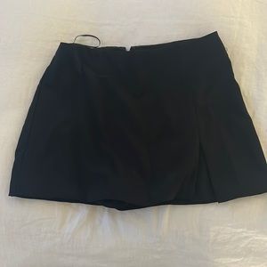 Amanda Uprichard dale skort